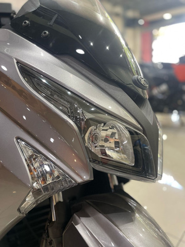 X-town 250 Maxi Scooter Kymco No Qj Voge Sym Burgman