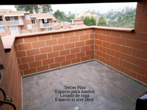 Casa En Venta En Abreo. Cod V16403