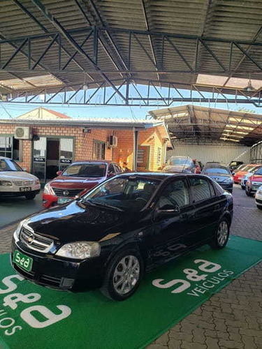 Chevrolet Astra Hatch Advantage 2.0 08v(140cv)