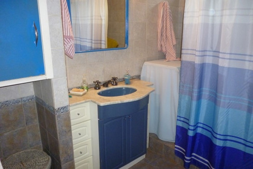Imagen 7 de 14 de Venta Casa De 3 Dorm + 2 Baños. Con Vista Al Mar.