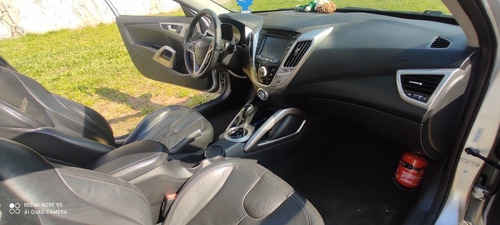 Imagem 12 de 15 de Hyundai Veloster 2012 1.6 16v 2p
