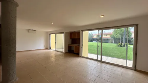 Casa En Venta En Residencial El Paraíso Jiutepec