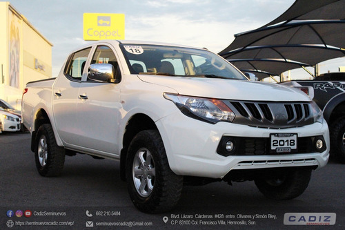 Imagen 2 de 9 de Mitsubishi L200 2018 4x4