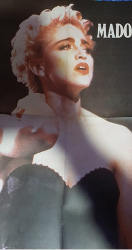 Madonna Poster N 220 Tamaño 55 X 38