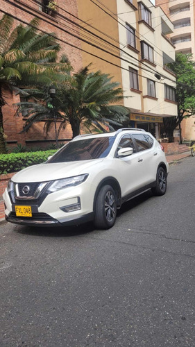 Nissan X-Trail 2.5 Advance