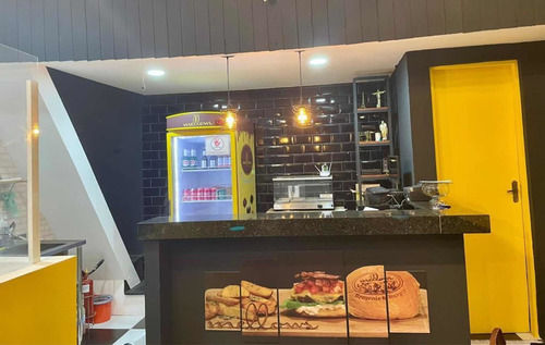 Imagem 3 de 5 de Hamburgueria