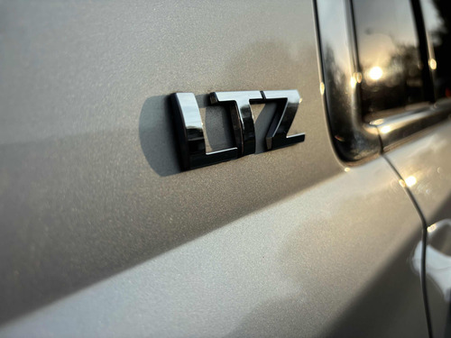 Chevrolet Suburban 5.3 Ltz V8 4wd 2da Cubo At