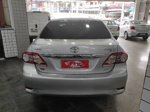 Imagem 4 de 8 de Toyota Corolla 2.0 Altis 16v Flex 4p Automático