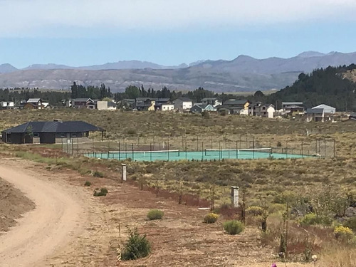 Imagen 3 de 10 de Excelente Oportunidad! Amplio Lote De 2637m2 Ubicado En Barrancas De Dina Huapi.