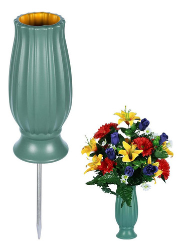 Decoraciones De La Tumba Del Florero Del Cementerio De Verde