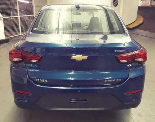 Chevrolet Onix Plus 1.0t Premier At Jf