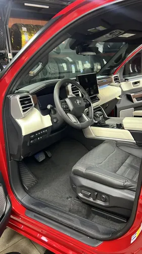 Toyota Sequoia Hibrida Capstone