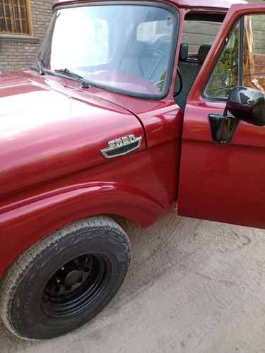 Imagen 8 de 21 de Ford F-100 V 8