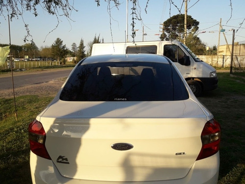 Imagen 4 de 8 de Ford Ka 1.5 Sel 5 P 2018