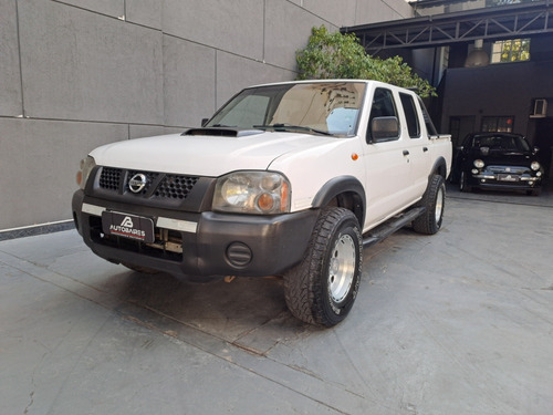 Nissan NP300 2.5 Cabina Doble 133cv 4x2
