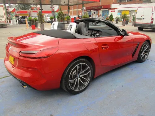 Bmw Z4 Sdrive 20i 2000cc At Aa