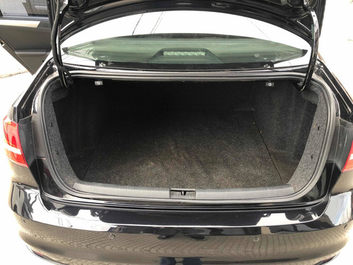 Imagen 13 de 18 de Volkswagen Vento Tdi 2016