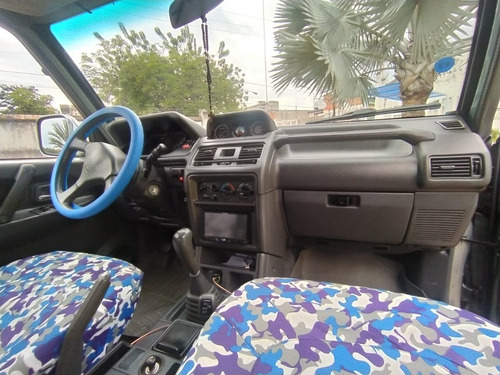Imagen 7 de 15 de Mitsubishi Montero 1.3