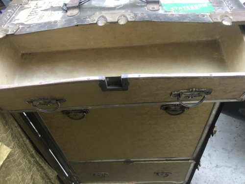 Imagen 9 de 10 de Baúl Ropero De Madera Y Filos De Bronce Antiguo A 700 Soles