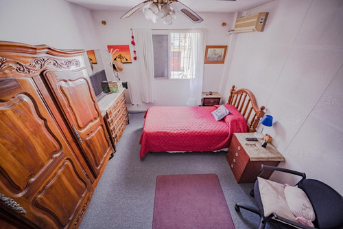 Casa Venta 4 Ambientes Olivos-permuta