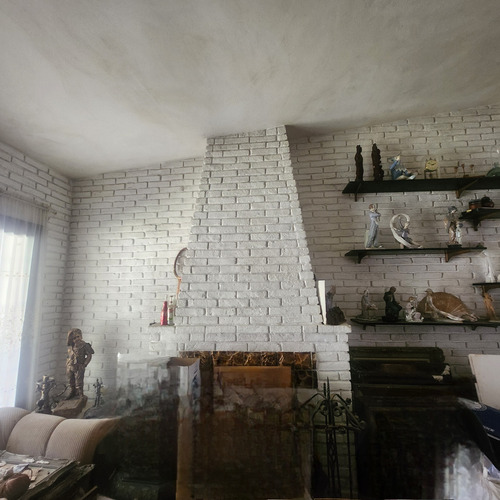 Casa En Un Padrón Único Toda En Una Planta Hermoso Entorno A Dos Cuadra De Avenida Bolivia