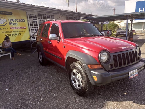 Imagen 3 de 10 de Jeep Liberty