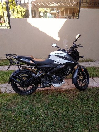 Bajaj Rouser Ns 200