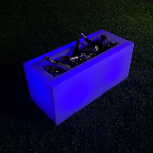 Alquiler De Living, Puff, Mesa, Luminosos, Envíos Sin Cargo*