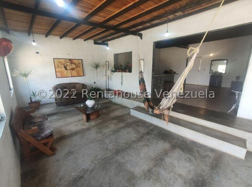 Casa En Venta En Las Cuibas, Agua Viva 23-10669 App