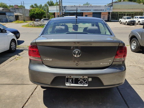 Volkswagen Voyage 1.6 Confortline 101cv