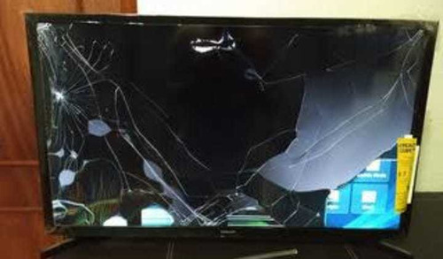 Imagen 2 de 3 de Compro Pantallas Con Panel Roto De 70 Y 80 Pulgadas