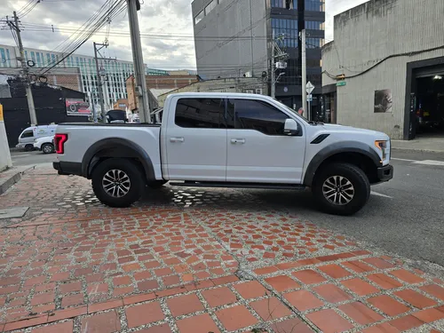 Ford F-150 3.5 Svt Raptor Supercrew