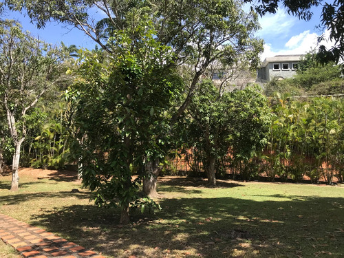 Terreno En Venta En Valle Arriba