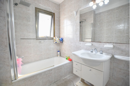 Imagen 18 de 30 de Departamento 2 Dormitorios Venta La Plata Cochera