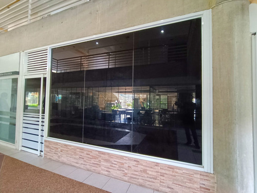 Imagen 3 de 14 de Local En Alquiler 52m2 Planta Baja Cc Vasconia Los Teques