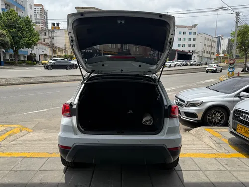 Seat Arona 1.6 Reference