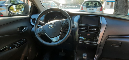 Toyota Yaris 1.5 107Cv Xls Pack Cvt Sedan