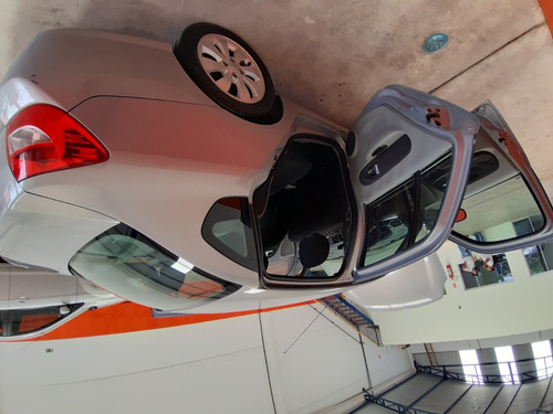 Renault Symbol Connection Hi-flex 1.6 8v 4p