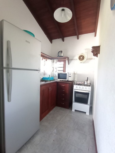 Imagen 6 de 14 de Casa En Alquiler Temporario De 2 Dormitorios C/ Cochera En Playa Hermosa