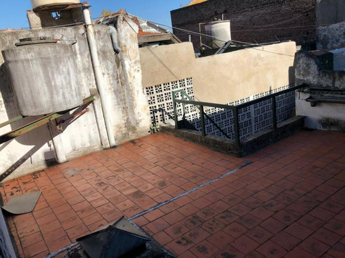 Venta - Buen Depto T/casa 3 Amb C/patio Y Terraza! Banfield