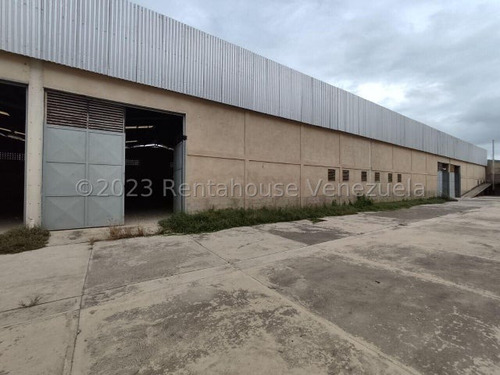 Maribel Morillo & Naudy Escalona Vende Galpones  Complejo De 9 Galpones Zona Industrial 2 Barquisimeto Lara 