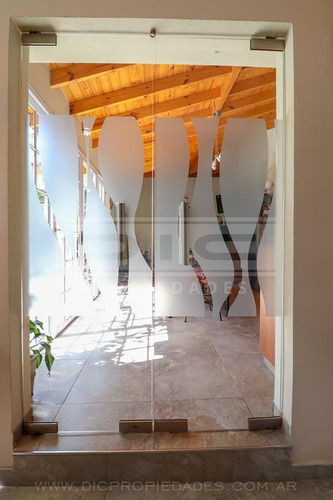 Casa 7 Ambientes Con 2 Locales- San Andres