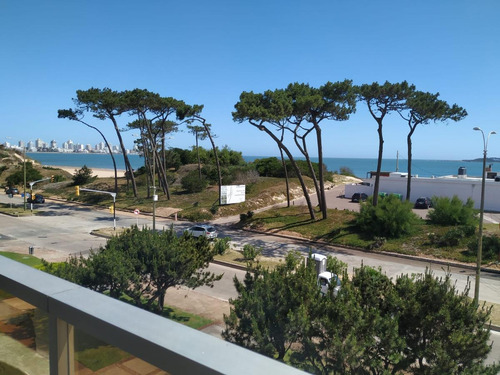 Departamento - Playa Mansa