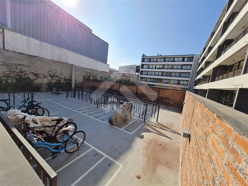 Imagen 12 de 22 de Departamento En Venta De 2 Dorm. En Santiago