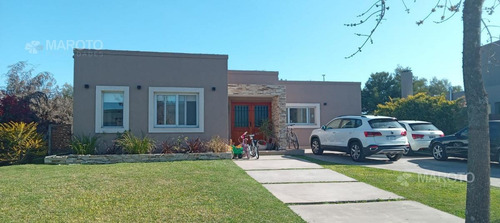 Imagen 1 de 30 de Casa En Venta En Canton Islas- Vende Maroto Propiedades