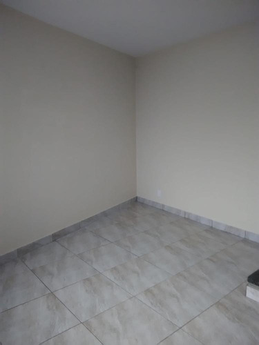 Imagem 8 de 30 de Amplo Sobrado Para Locação Com 3 Dormitórios Na Casa Verde. - Sb280l
