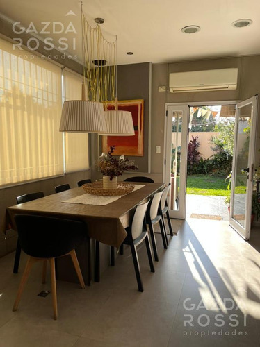 Imagen 1 de 28 de Casa - Jose Marmol