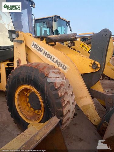 Pá Carregadeira New Holland W170 B Ref.229477