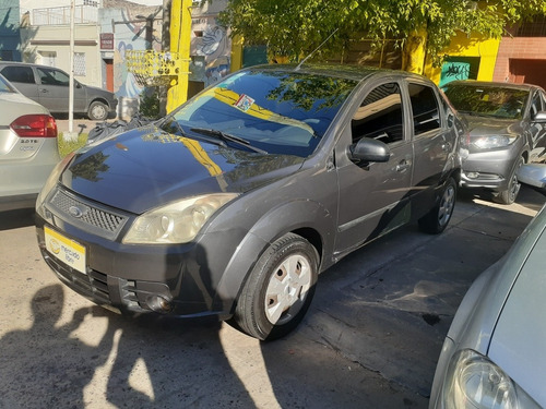 Ford Fiesta Max Ambiente