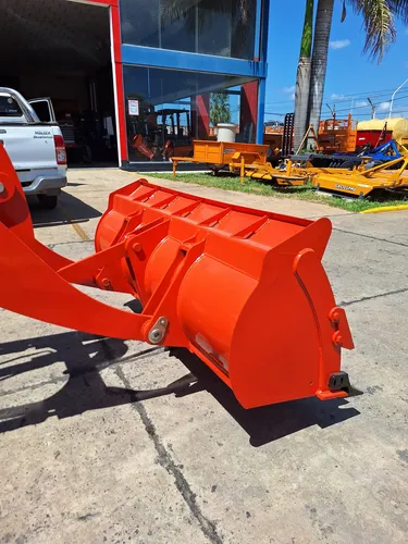 Pala Cargadora Frontal Forrajera H104